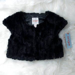 🛍Cat & Jack faux fur black vest. xsmall girls
